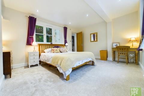 2 bedroom apartment for sale, Hill Farm Road, Taplow, Maidenhead, Berkshire, SL6