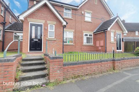 3 bedroom terraced house for sale, Rockwood Avenue, Crewe