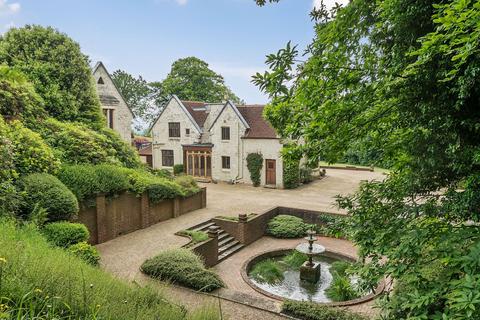 7 bedroom detached house for sale, War Coppice Road, Caterham CR3