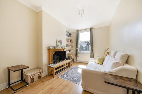 3 bedroom flat for sale, Kingsgate Road, West Hampstead