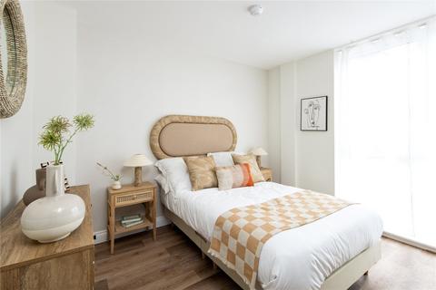 1 bedroom apartment for sale, Golden House, Power Close, Guildford, Surrey, GU1