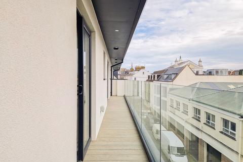 2 bedroom apartment for sale, 6 Crahamel House, St Helier