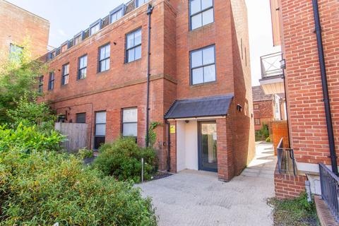 2 bedroom apartment for sale, Castle Street, Canterbury, CT1