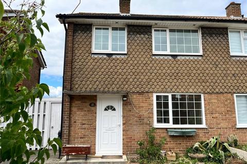 2 bedroom semi-detached house to rent, Stirling Road, Twickenham, TW2