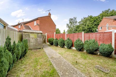 3 bedroom semi-detached house for sale, Banbury,  Oxfordshire,  OX16