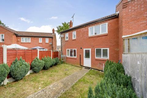 3 bedroom semi-detached house for sale, Banbury,  Oxfordshire,  OX16