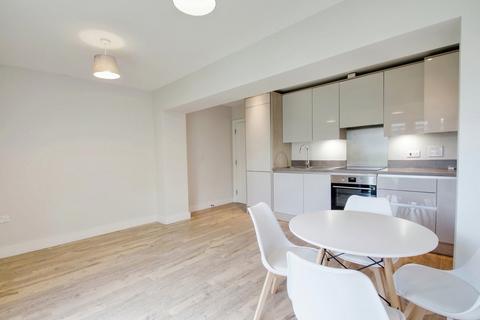 1 bedroom apartment to rent, Bathurst Walk, Iver SL0
