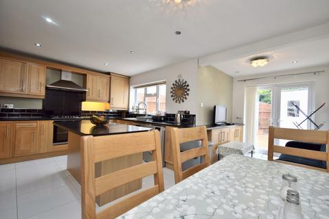 33 Barry Road, Leicester, LE5 1FB