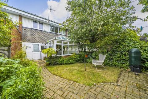 3 bedroom terraced house for sale, St. Regis Close, Muswell Hill
