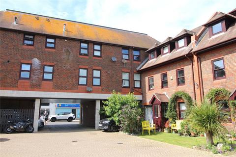 2 bedroom apartment for sale, Whitefield Road, New Milton, Hampshire, BH25