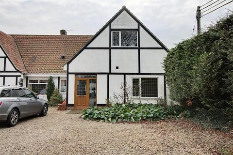 3 bedroom end of terrace house to rent, 62 SALHOUSE ROAD, RACKHEATH, NORWICH