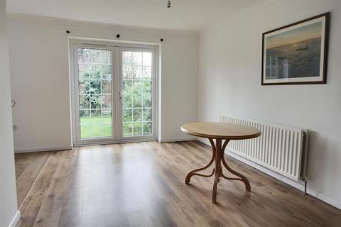 3 bedroom end of terrace house to rent, 62 SALHOUSE ROAD, RACKHEATH, NORWICH