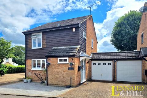3 bedroom detached house for sale, Wentworth Place, Grays RM16