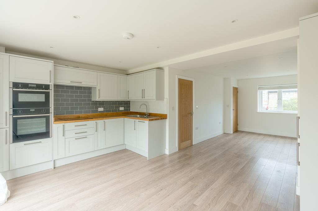 Alveston, Bristol BS35 2 bed terraced house for sale £290,000