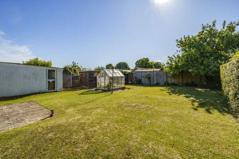 3 bedroom detached bungalow for sale, Upper Drove, Andover, SP10
