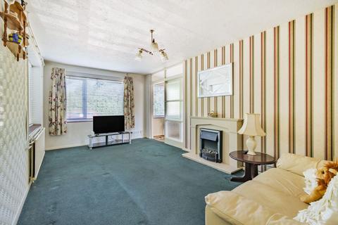 10 Upper Drove, Andover, SP10 3NB