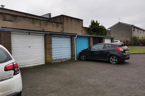 Garage to rent, Easter Currie Court, Edinburgh EH14