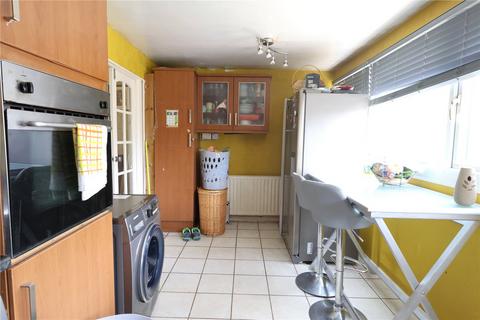 25 Catherine Close, Nottingham, NG6 8JP