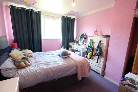 25 Catherine Close, Nottingham, NG6 8JP