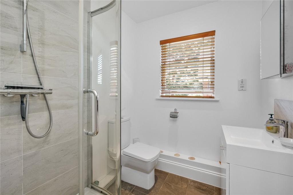 Family Shower Room