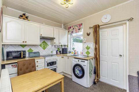 2 bedroom house for sale, Pine Street, Morecambe LA4