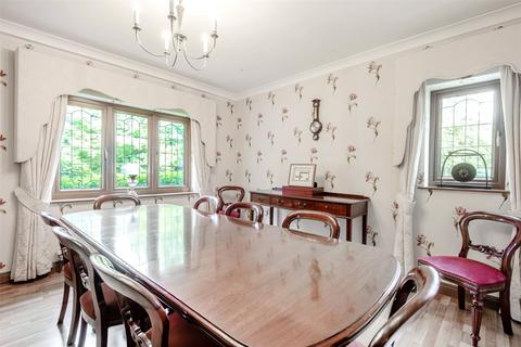 Aldingham Manor Drive, Hartley, Longfield, DA3 8AU