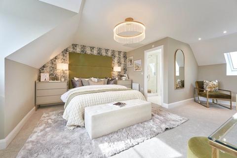 4 bedroom detached house for sale, Church Crookham, Hampshire GU52