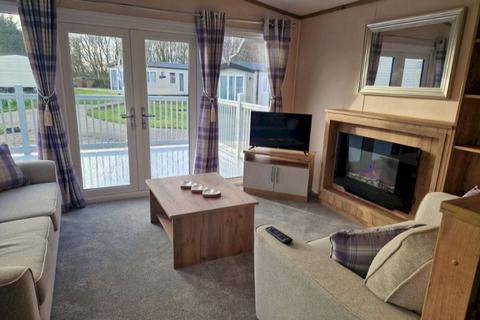 2 bedroom lodge for sale, Brightlingsea Holiday Park, , Brightlingsea CO7