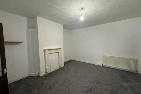 3 bedroom terraced house to rent, Springdale Street, Huddersfield, West Yorkshire, HD1