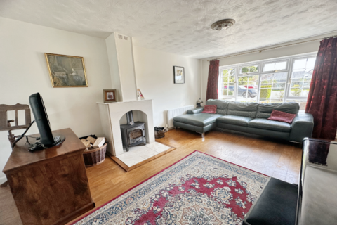 12 Back Lane, Marshfield, Chippenham, SN14 8NQ