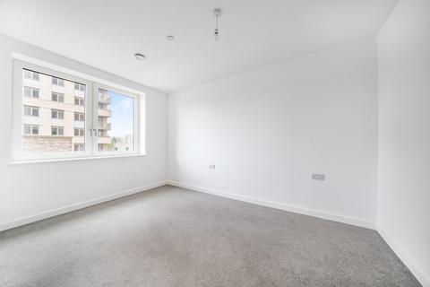 2 bedroom apartment to rent, St Pauls Road Barking IG11