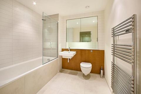 2 bedroom apartment for sale, St William's Court, Gifford Street, King's Cross, London, N1