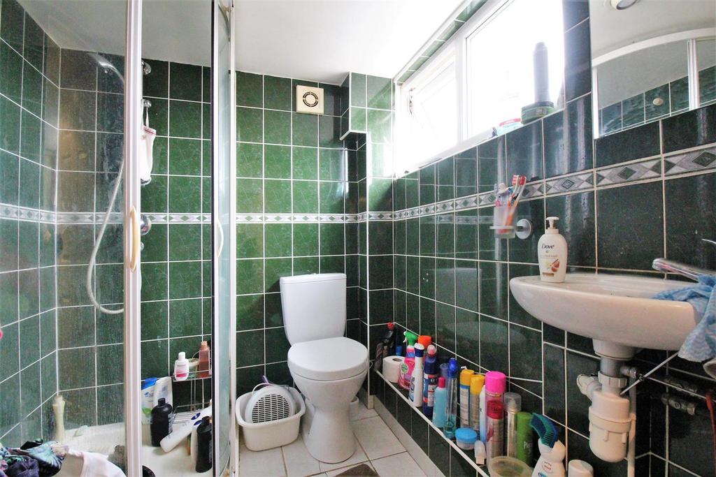 En-suite To Bedroom
