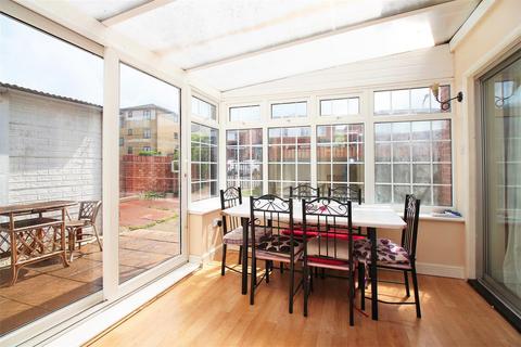 1 Butcher Walk, Swanscombe, DA10 0JR