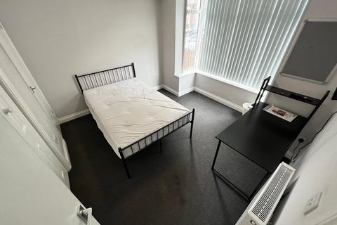 7 bedroom terraced house to rent, Coventry CV1