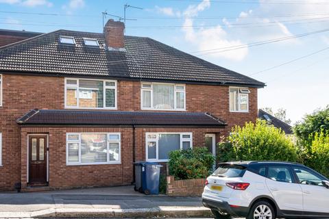 2 bedroom maisonette for sale, Hadley Road, Barnet, EN5