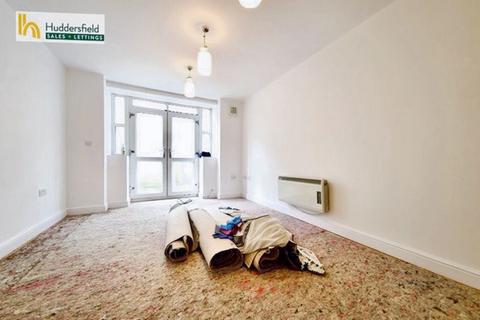 1 bedroom flat for sale, Water Street, Huddersfield, West Yorkshire, HD1 4BB