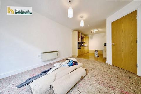 1 bedroom flat for sale, Water Street, Huddersfield, West Yorkshire, HD1 4BB