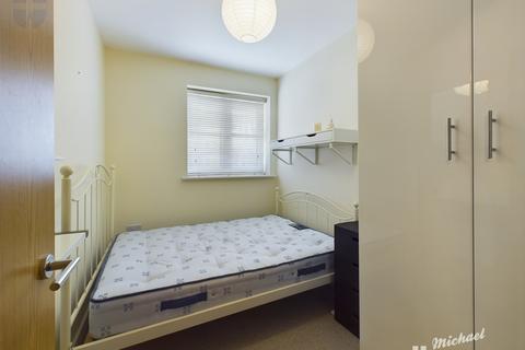 2 bedroom flat to rent, Viridian Square, Aylesbury