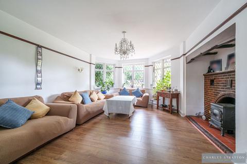 4 bedroom detached house for sale, Risebridge Road, Gidea Park