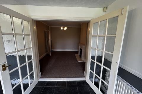 3 bedroom house to rent, Stafford Road, Wolverhampton WV10