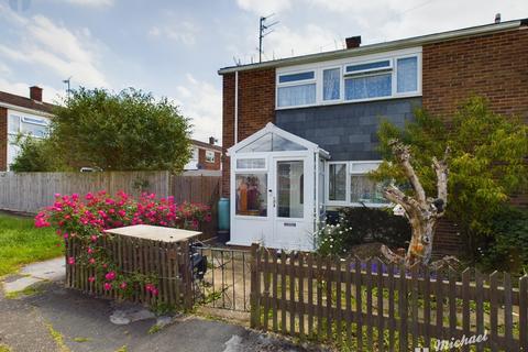 3 bedroom end of terrace house for sale, Cleveland Road, Aylesbury, Buckinghamshire