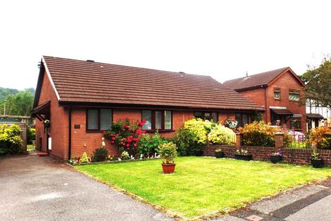 2 bedroom bungalow for sale, Taffs Well, Cardiff CF15