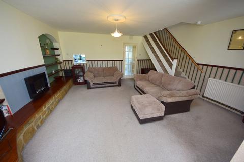 3 bedroom end of terrace house for sale, Garden Close, Banbury OX16