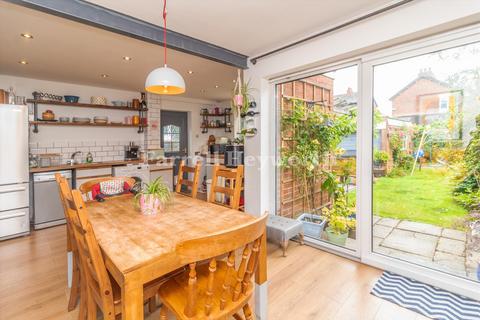 19 Rose Terrace, Ashton On Ribble, Preston, PR2 1EB