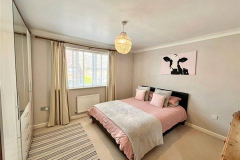 4 bedroom detached house to rent, Bamburgh Court, Ingleby Barwick, Stockton-on-Tees