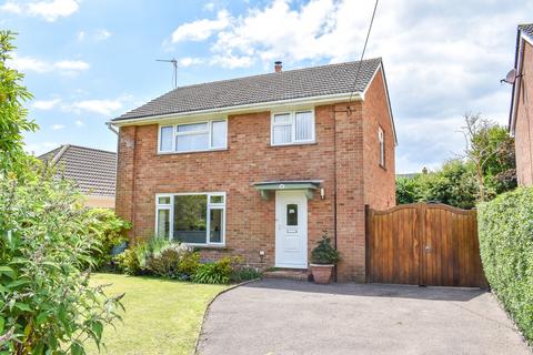 3 bedroom detached house for sale, Keysworth Avenue, Barton on Sea, New Milton, BH25