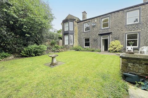 4 bedroom terraced house for sale, Warburton Place, Wibsey, Bradford, BD6
