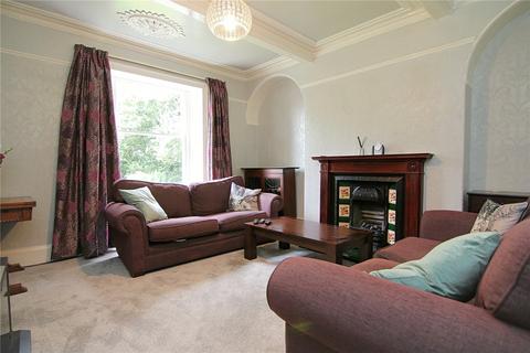 4 bedroom terraced house for sale, Warburton Place, Wibsey, Bradford, BD6