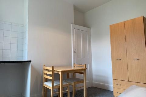House share to rent, Agincourt Road, Hampstead NW3